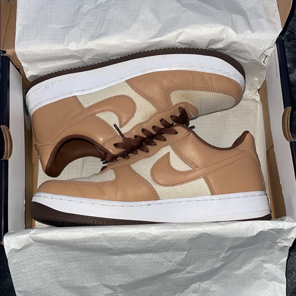 Air Force one low acorn